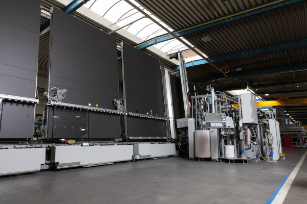 © LiSEC; LiSEC SRP-A sealing machine