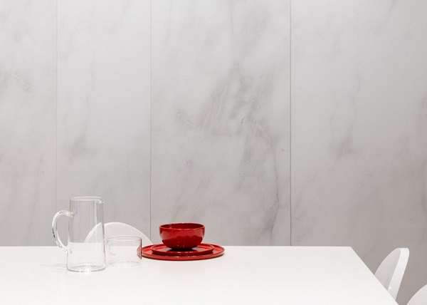 OmniDecor: When Glass Imitates Nature