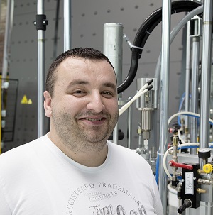 Marijo Tomić, Head of Production at KFK about the cooperation with LiSEC: “To us LiSEC is not only a machine builder, they also offered support and trained us in getting started with glass production at all.”