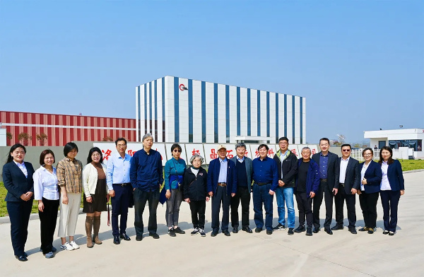 Master Architect Visited Luoyang NorthGlass