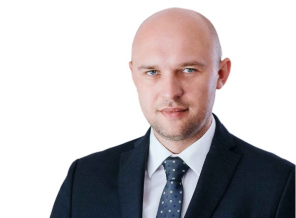 Michał Siergiejewicz is also a new co-managing director at HEGLA Poland. Michał Siergiejewicz has worked in Poland and in the glass industry since 2011 and he is very well known among the customers there.