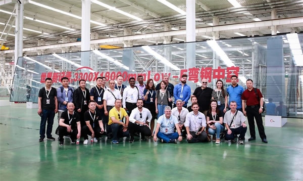 Domestic and Foreign Customers Visited TianjinNorthGlass