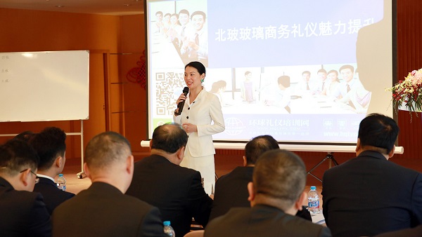 NorthGlass won the title of "Shanghai Harmonious Labor Relations Standard Enterprise"