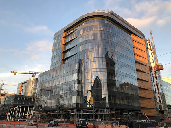 The Glass from NorthGlass on South Tower of Chase Center
