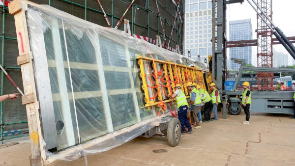 Redefining Scale: NorthGlass Delivers 23-Meter Tempered Glass for Guangshang Tower