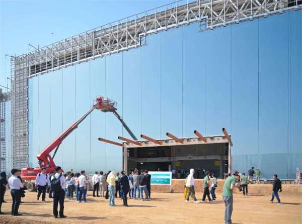 Beyond Limits: 18.3-Meter R&D Curtain Wall Glass Redefines Innovation