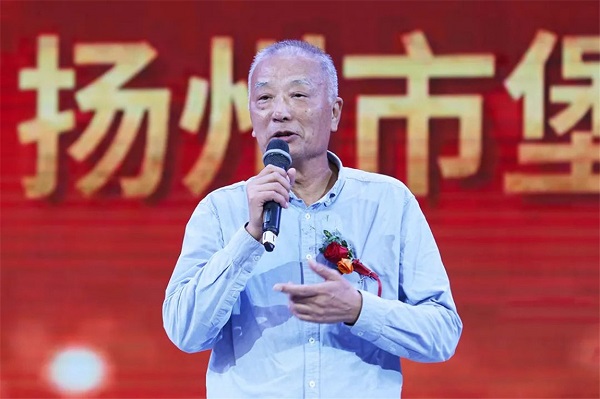 Chu Shunlin, former deputy general manager of Yangzhou Baocheng, told the birth of the first tempering furnace in NorthGlass