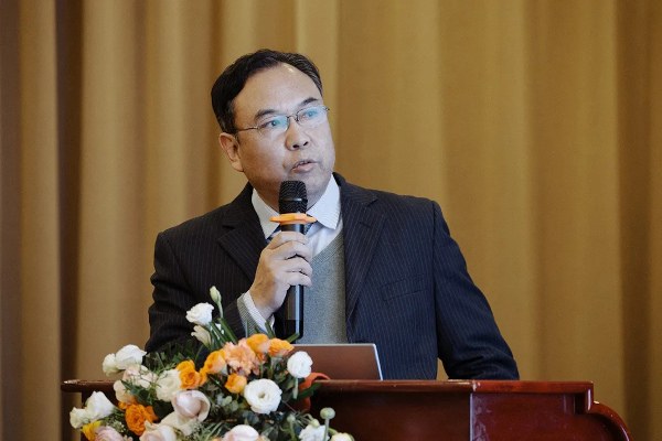 Mr. Mingkai Xu, General Manager of Shanghai Equipment BU
