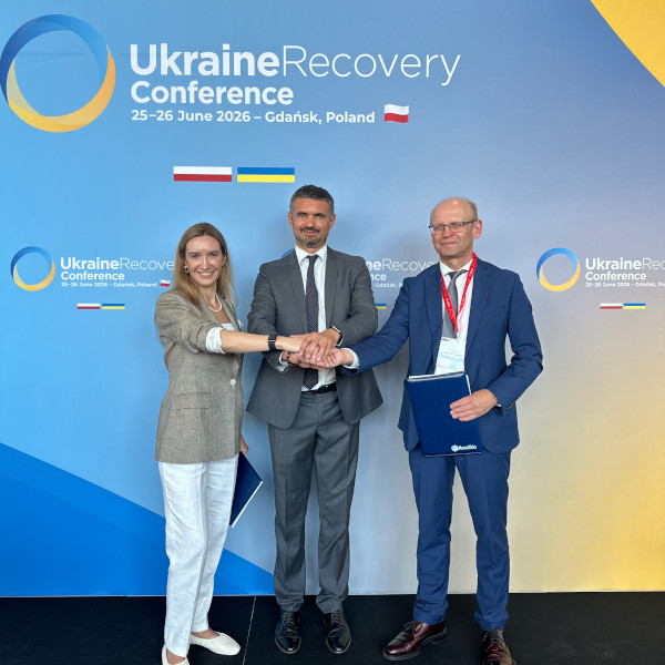 NovaSklo Trade Becomes the Distributor of Pilkington Architectural Glass in Ukraine