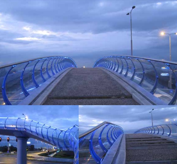 Pedestrian bridge | Bleiswijk | 150 m² | Fini Curve VSG (laminated glass) 66.4 / float 