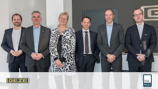 Representatives of Priva B.V. and GEZE GmbH signed the letter of intent. Photo: GEZE GmbH