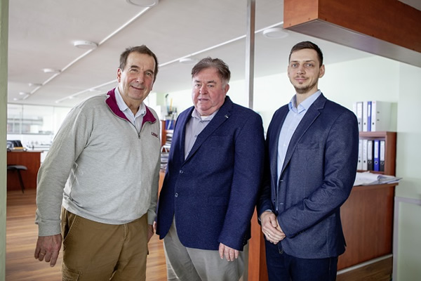 Rákosy Glass – innovative and decorative products for the construction glass industry