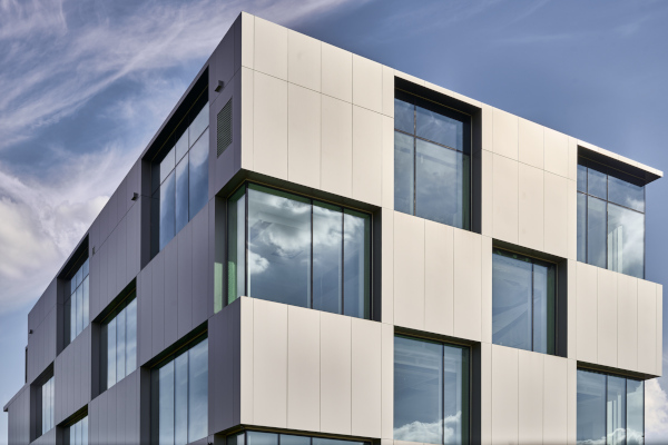 EUROGLAS glazes cubistic headquarters