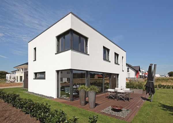 With Schüco TopAlu, PVC-U units are indistinguishable from purely aluminium units from the outside.