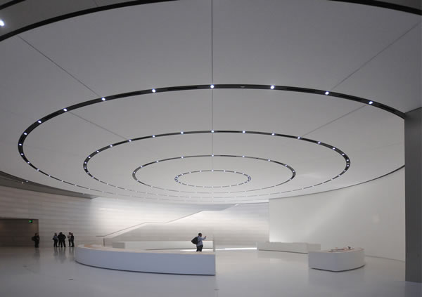 13+ Steve Jobs Theater Images