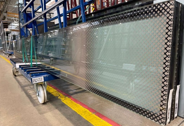 Triple laminated units with printing on all glass panes to create 3D effect