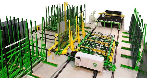 Technically complex and designed for the international market: the Rapidstore glass storage and loading system. The glass is held in storage frames and automatically transferred to the cutting system.