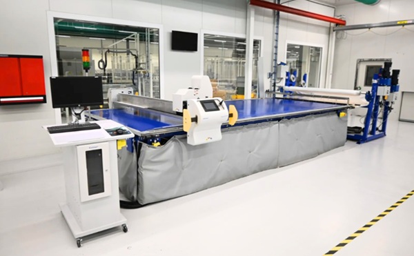 Eyrise B.V. Liquid Crystal Glass Auction