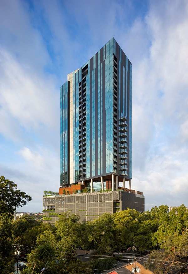 Award-Winning Austin High-Rise Delivers Amazing Views and High Performance with Solarban® R100 Glass