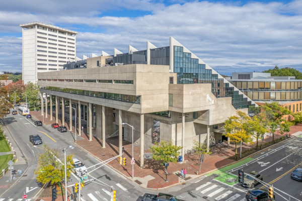 Vacuum Insulating Glass and Low-e Technology by Vitro Drive Energy Gains for Harvard Graduate School of Design