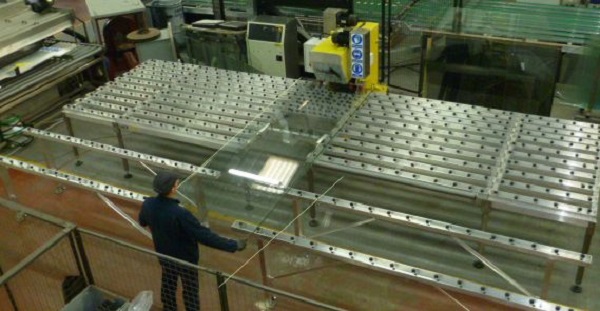 Walk-Thru castor bars - Extend your maximum processable glass size