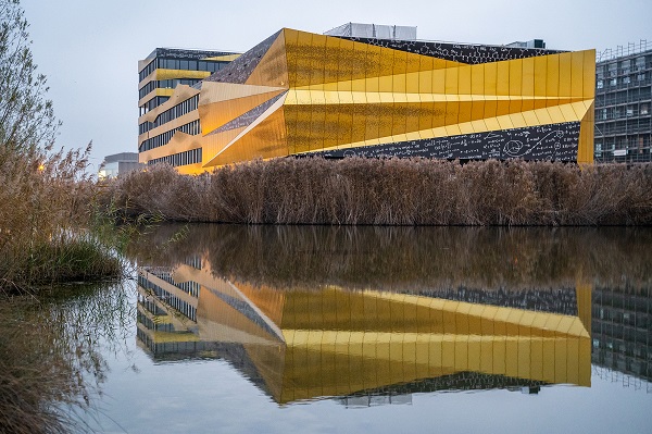 EXPLORiT - the new heart of Y-Parc, the largest technological park in Switzerland in Yverdon-les-Bains © EXPLORiT