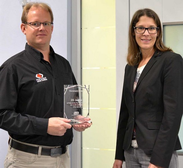 Twenty years of software partnership: FEROMENT was one of the first A+W Cantor customers. From left: Maik Grasmäher, Authorized Representative and IT Officer at FEROMENT and Nicole Diessel, A+W Sales.