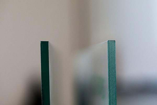 a cut edge in comparison to a ground edge