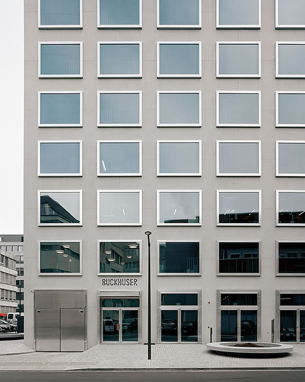 High-rise Diakoniewerk Bethanien Zurich, picture frame sliding casement windows by air-lux, E2A Architects Zurich / photo: Rasmus Norlander