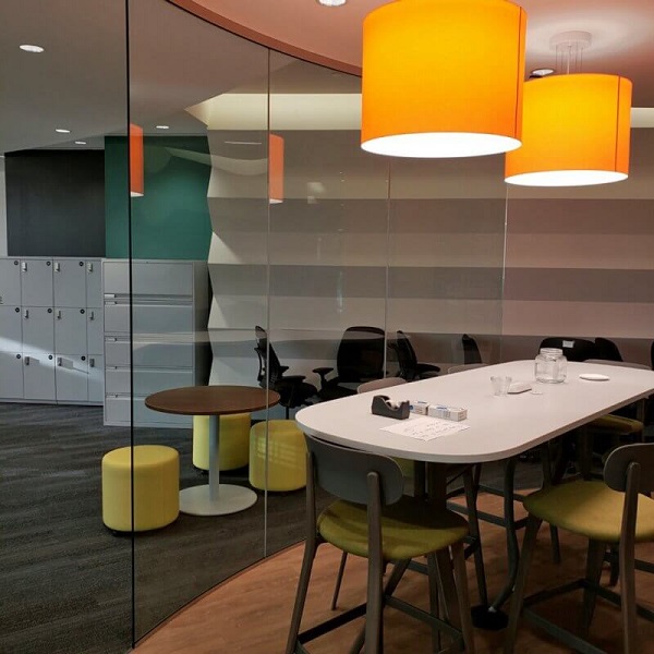 Graboyes Commercial provides specialty glass interior systems for bank office fit-out in Mt. Laurel, NJ