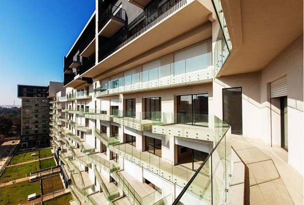 Comenza’s Modular Glass Railings at Ryad Al Andalous in Rabat, Morocco