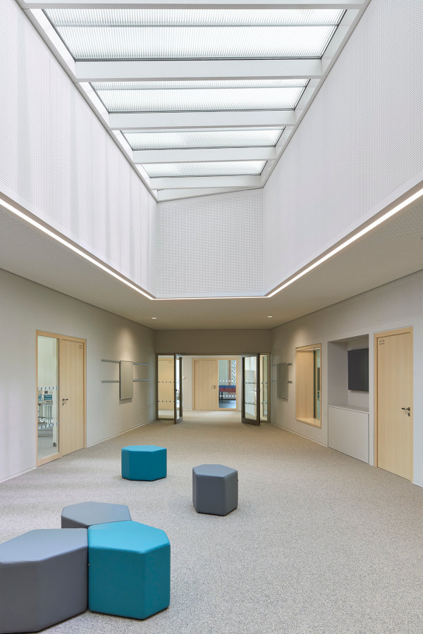 OKALUX Brings Natural Light to Hellingskampschule Extension