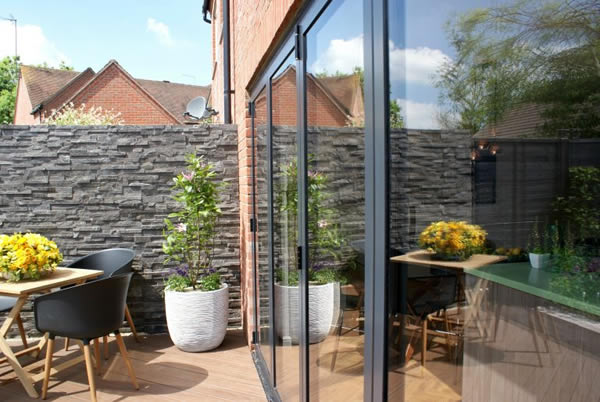 Dekko brings Bi-Folds to Banbury for ITV’s Love Your Home and Garden