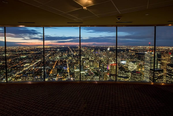 Pleotint | New Dynamic Windows Installed at Toronto’s CN Tower