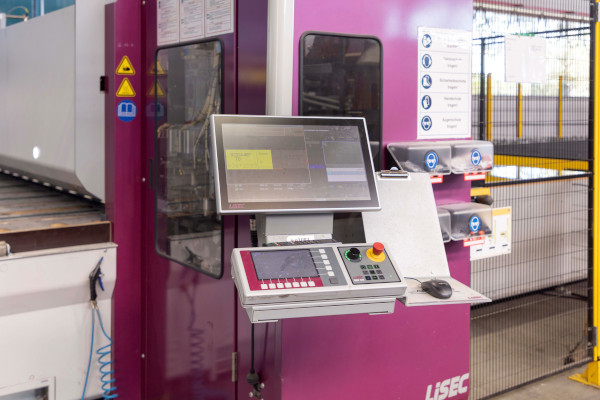 © LiSEC; LiSEC software for optimising glass cutting