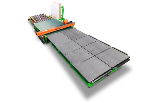 A redesigned loader and an automatic harp rack transfer system enable the cutting of thin glass with maximum automation.