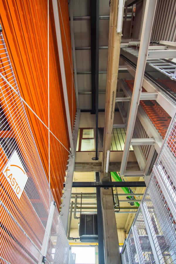 High investments in in-house production at the Plößberg site