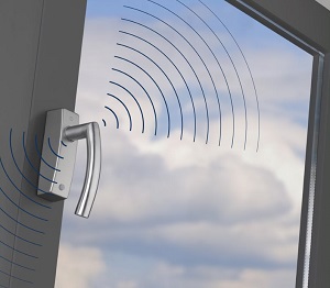 Burglary-resistant wireless window handle for central locking