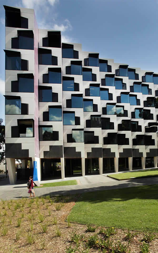 High Distinction - Monash University Halls of Residence, Logan Hall