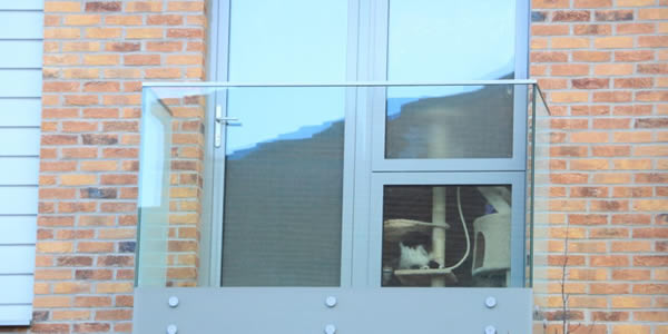 Starring Role for Sapphire’s Glide-On balconies in Elstree