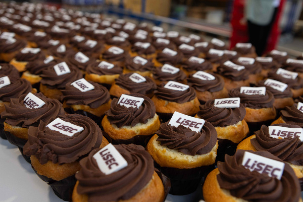 LiSEC cupcakes were served to celebrate the day. © LiSEC