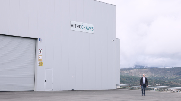 VITROCHAVES presents the new fully automatic LiSEC production line