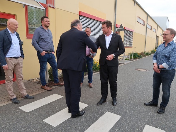 Member of the German Parliament (MdB) Uli Grötsch visits HORN in Ploessberg