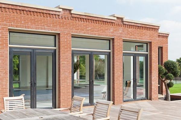 Thermally Efficient Metal Windows In A Contemporary Extension