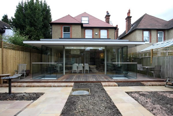 KELLER minimal windows® to glass box on the rear of a new build house in North London