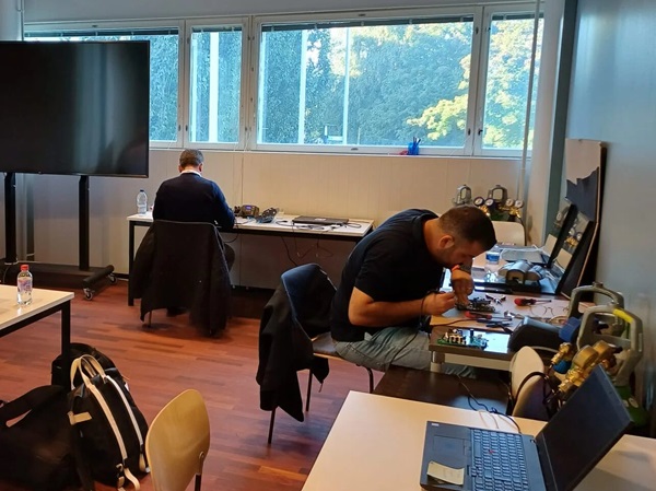 New Calibration Center for Sparklike Handheld™ in Australia