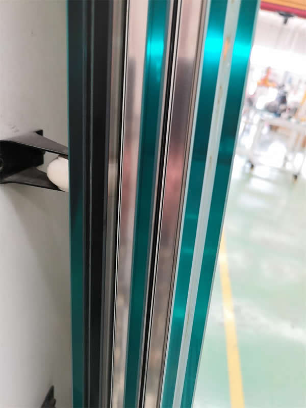 The Five-Glass Two-Cavity Energy-Saving Structural Glass with High Strength and Sound Insulation