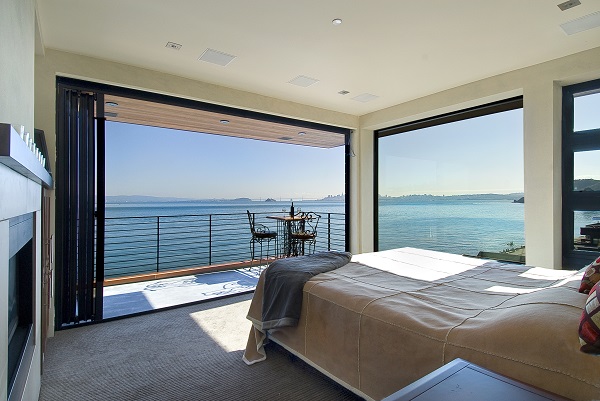 Make Your Outdoor Bedroom Dreams Come True With An Opening Glass Wall