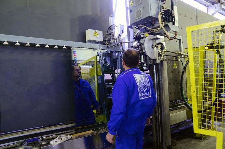 In Serbia Pavle is the synonym to “best in glass processing”.