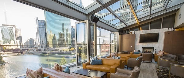 https://www.glassonweb.com/sites/default/files/inline-images/riverpoint-tower-chicago.jpg